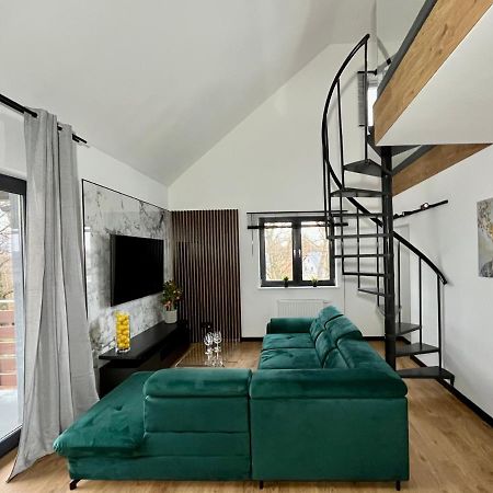 Apartamenty Maxa Czornyja Jelenia Gora Bagian luar foto
