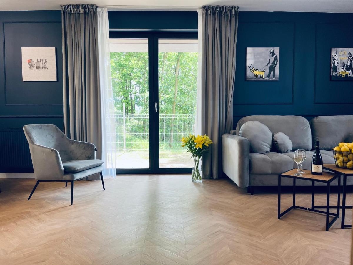 Apartamenty Maxa Czornyja Jelenia Gora Bagian luar foto