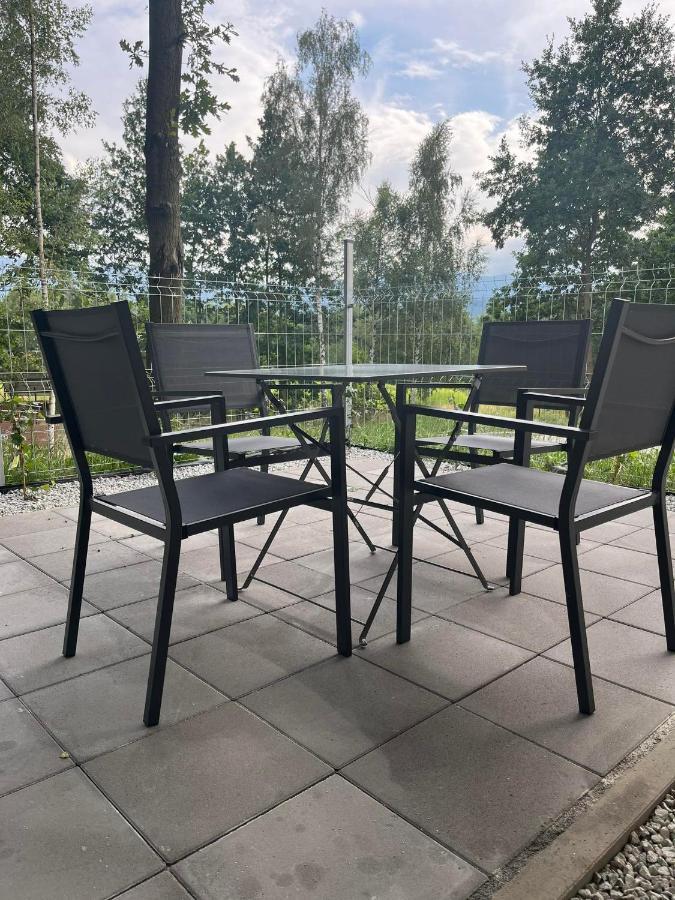 Apartamenty Maxa Czornyja Jelenia Gora Bagian luar foto