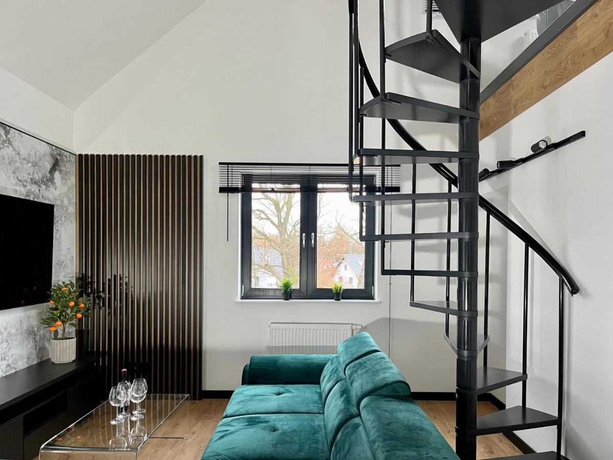 Apartamenty Maxa Czornyja Jelenia Gora Bagian luar foto