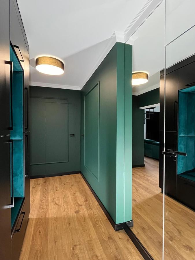 Apartamenty Maxa Czornyja Jelenia Gora Bagian luar foto
