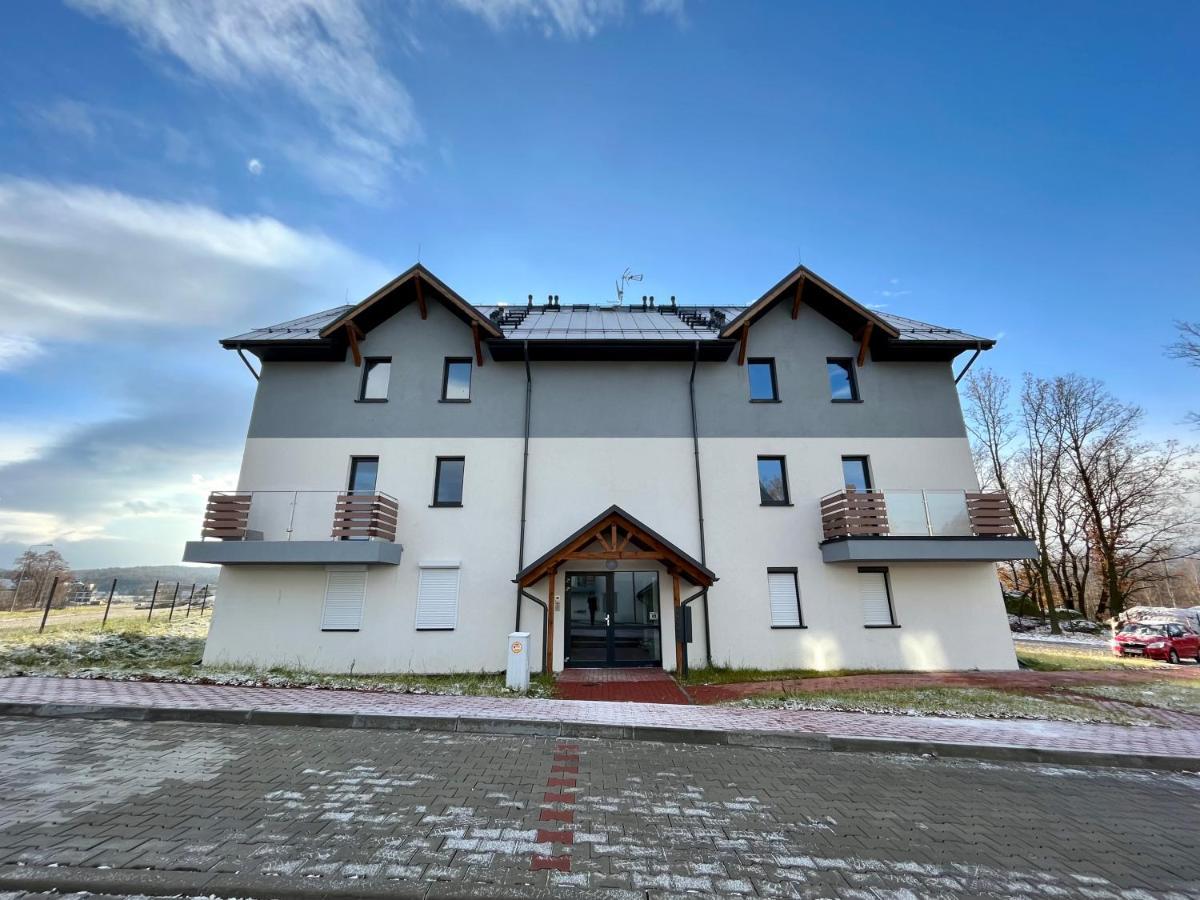 Apartamenty Maxa Czornyja Jelenia Gora Bagian luar foto