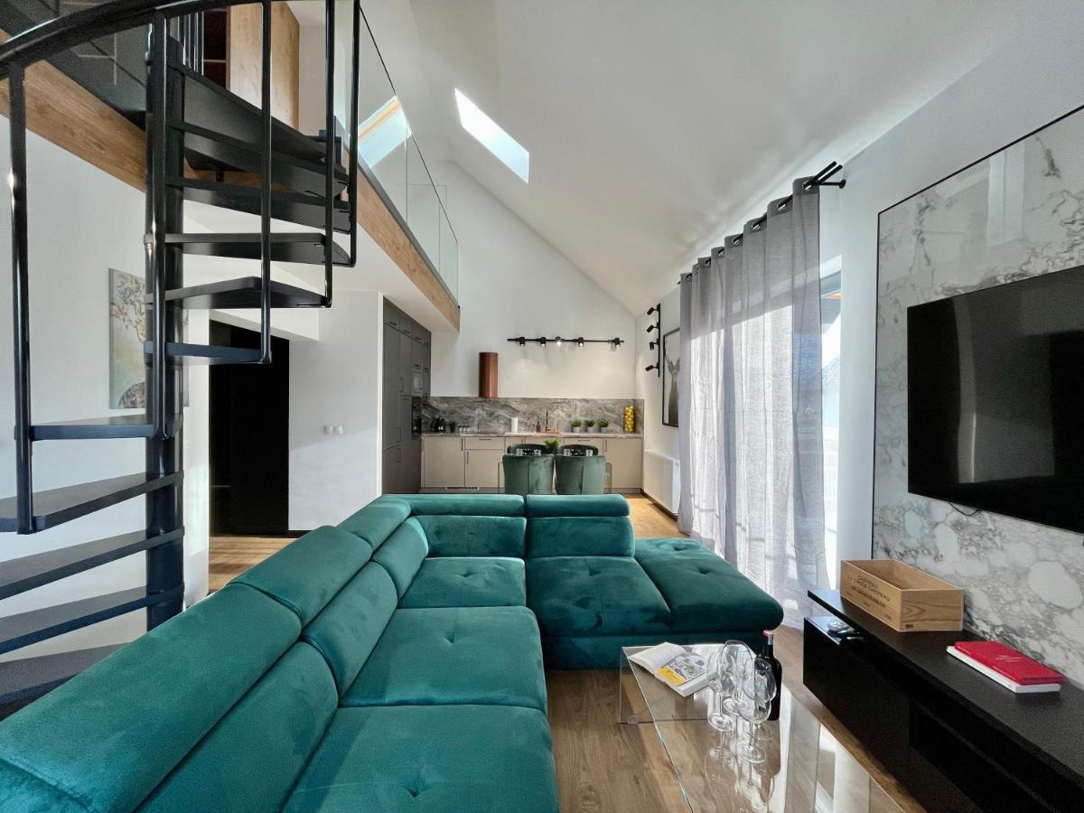 Apartamenty Maxa Czornyja Jelenia Gora Bagian luar foto